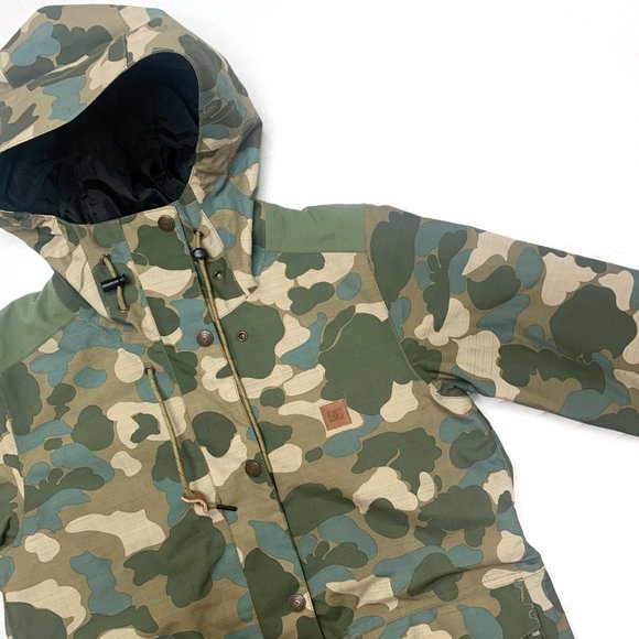 NEW DC SHOES CAMO SNOWBOARD SKI JACKET - Picture 6 of 9